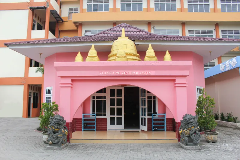 Vihara di kampus Universitas Satya Terra Bhinneka